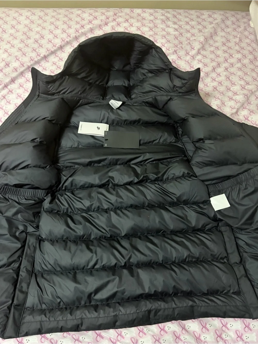 Nike Women's Black Quilted Puffer Jacket with Hood